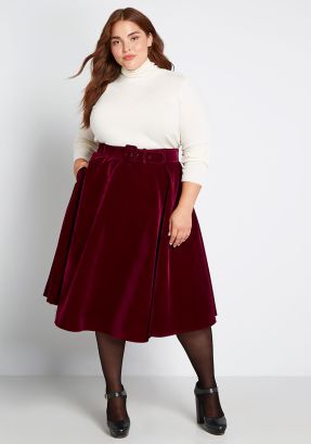 10124447_modcloth_x_collectif_dolled_up_velvet_swing_skirt_burgundy_PLUS-SIZE01